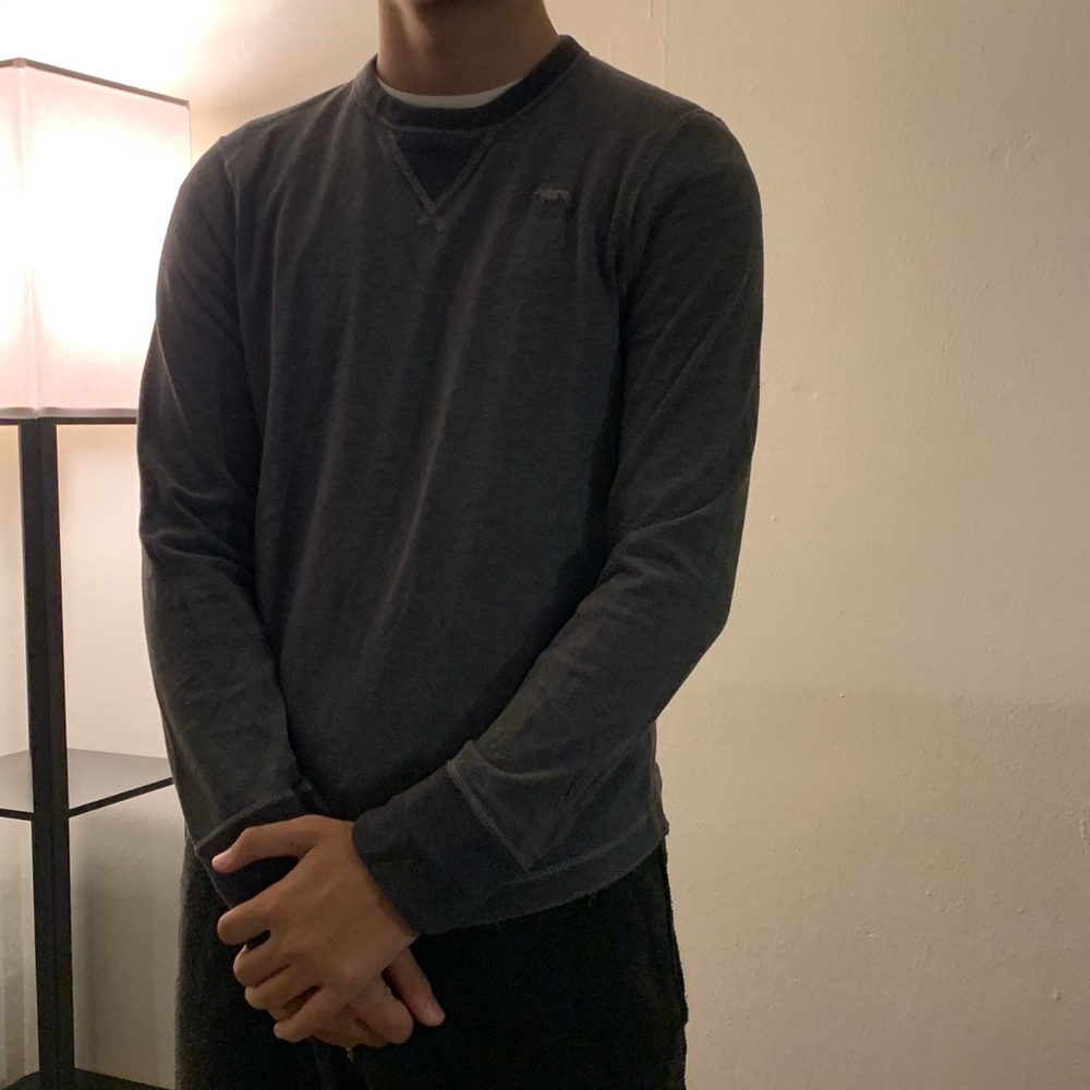 Abercrombie & Fitch Grey Sweatshirt (Men’s small)